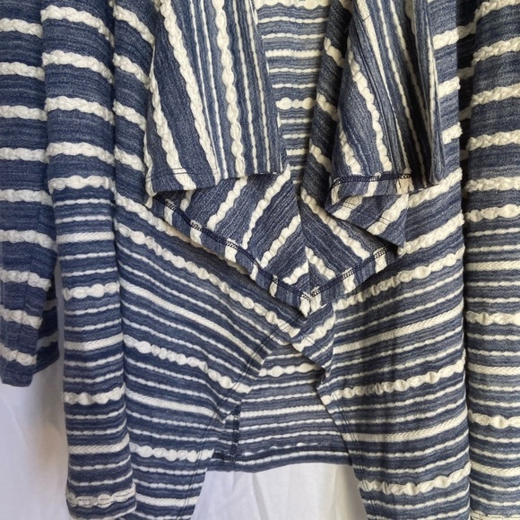 Chico's Women's Blue/White Open Front Cardigan Sweater, Size 1/Medium - Picture 4 of 10